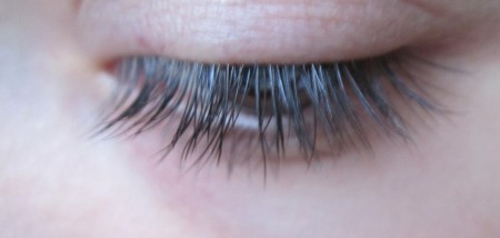 application mascara