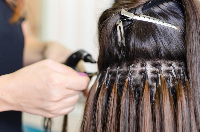 Les extensions de cheveux pour gagner en volume et longueur